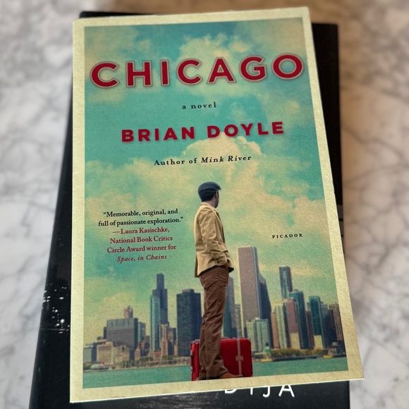 Book Bundle | 3 Chicago Novels - Picture 5 of 8